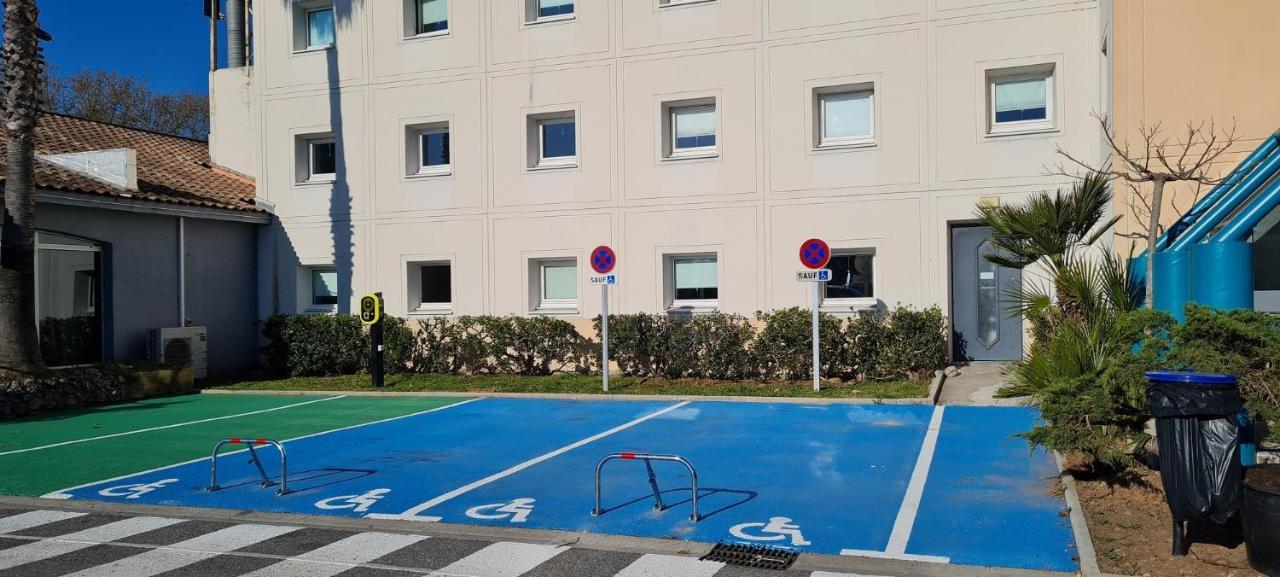 Hotelf1 Frejus Roquebrune Sur Argens Eksteriør bilde